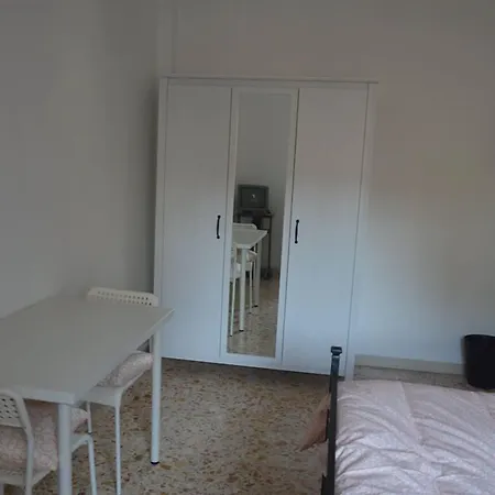 Bed and breakfast I Colori Di Salvator Rosa Nápoles